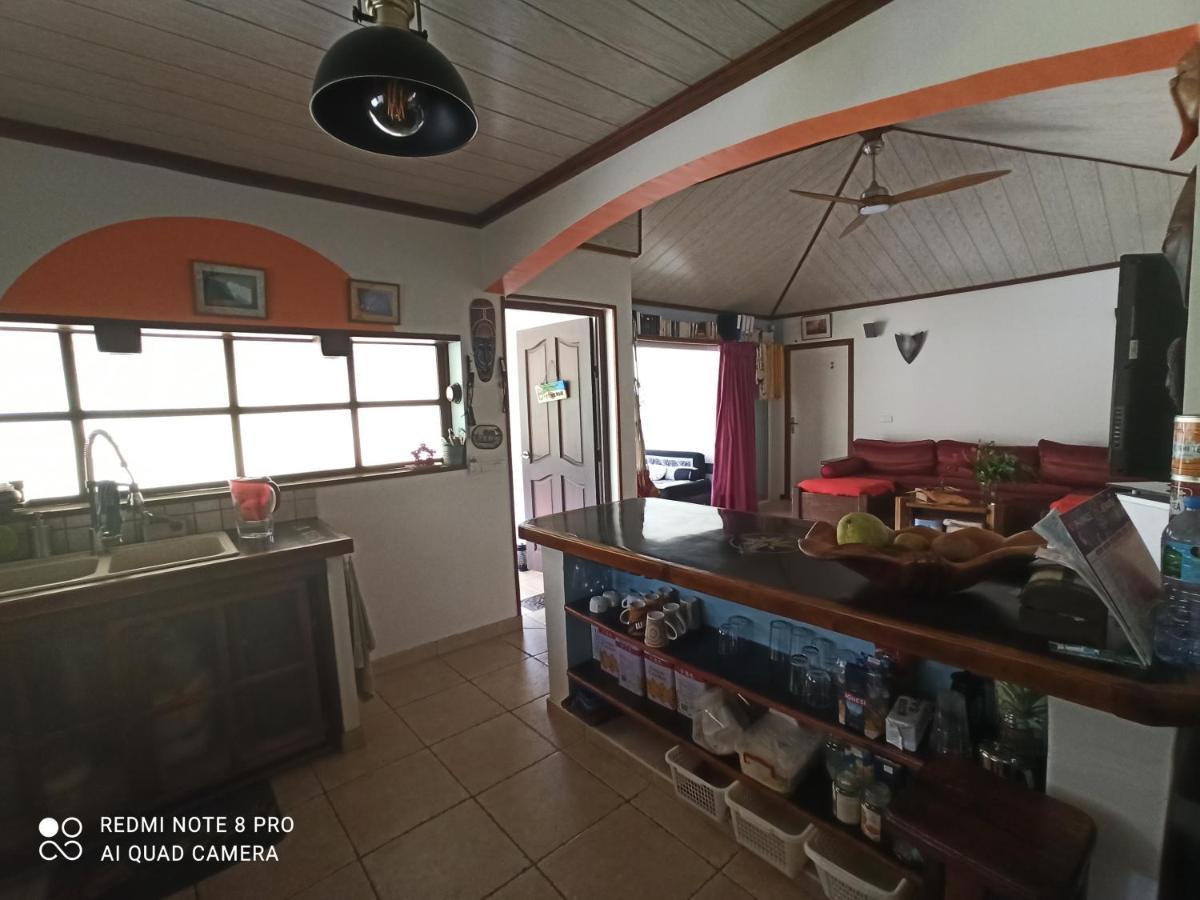 La Maison Du Voyage Tevaitoa Bagian luar foto